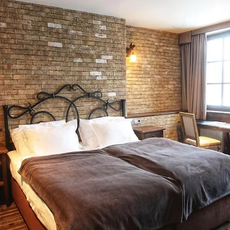 Park Hotel Popovičky