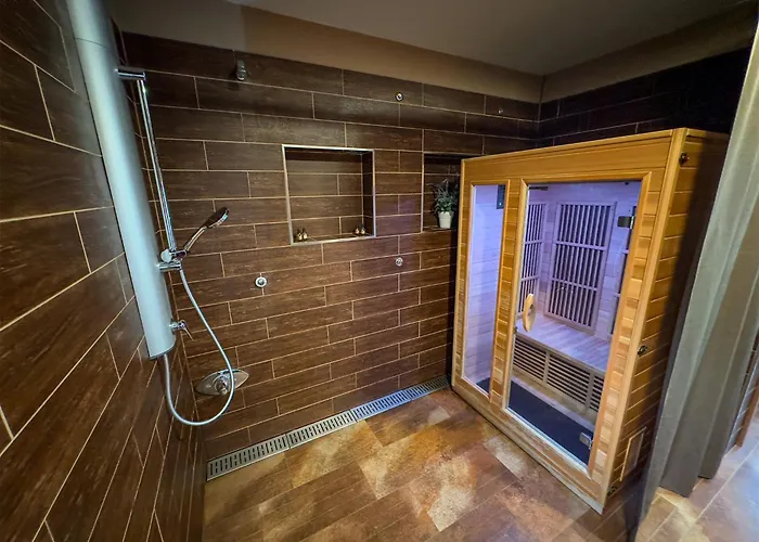 Park Hotel Popovicky (Prague-East)